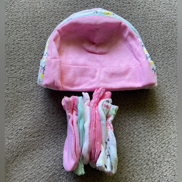 Gerber Other - Newborn Hats & Mits 0-6 Months Baby Girl Pink 6 pack NWT